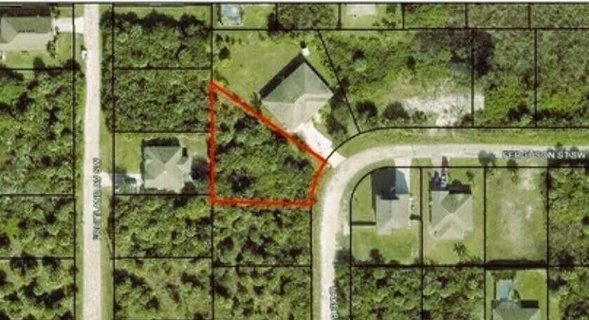 Oversized lot 0.36 Acres. (15,681sf). No HOA. Amazing property! Located in the southwest section. Just minutes to Bayside High School, to Publix Supermarket and beaches. Don't miss this opportunity!!!