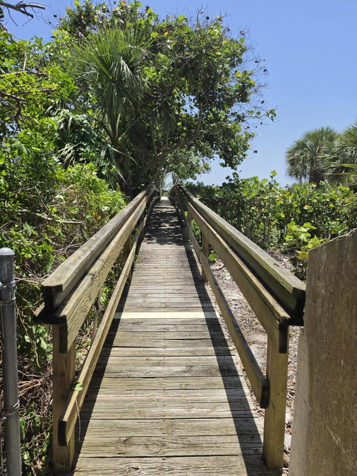 CORAL COVE BEACH SECTION 1 - Residential
