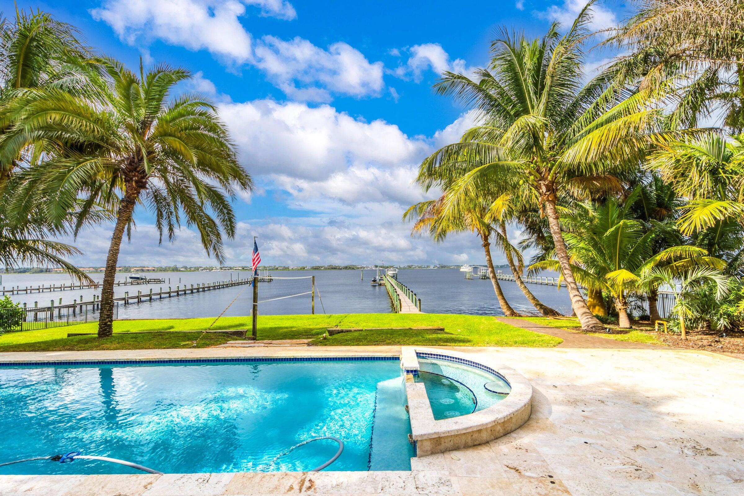 BEAU RIVAGE - Residential