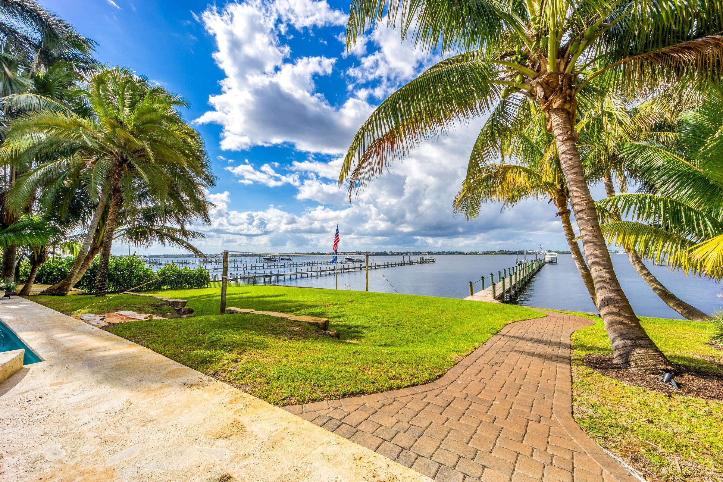 BEAU RIVAGE - Residential