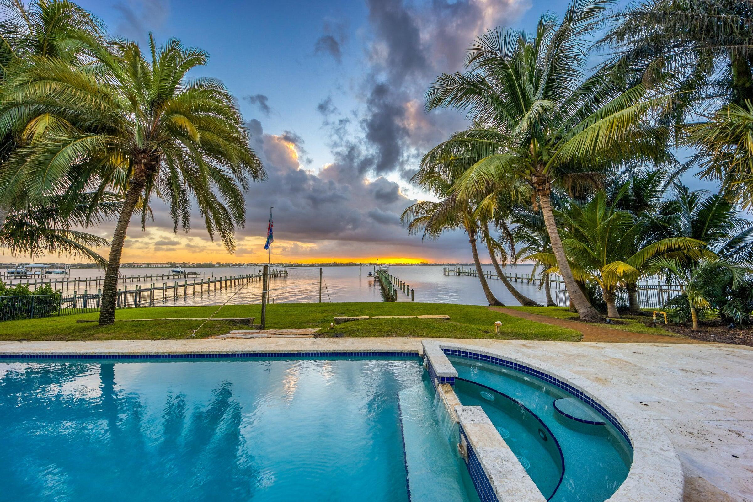 BEAU RIVAGE - Residential