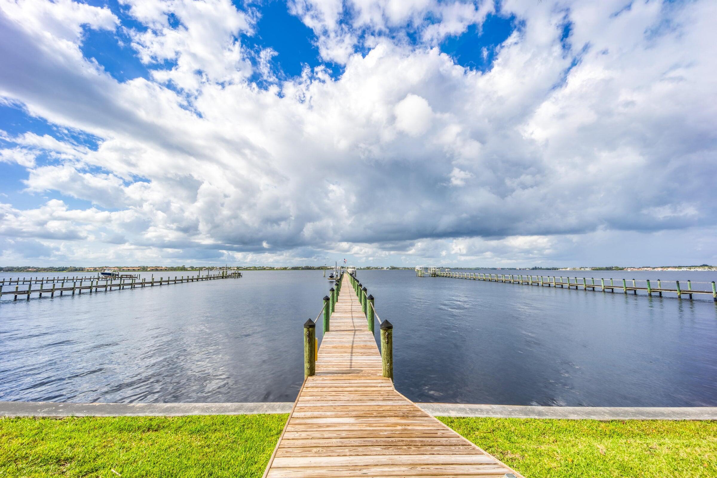 BEAU RIVAGE - Residential