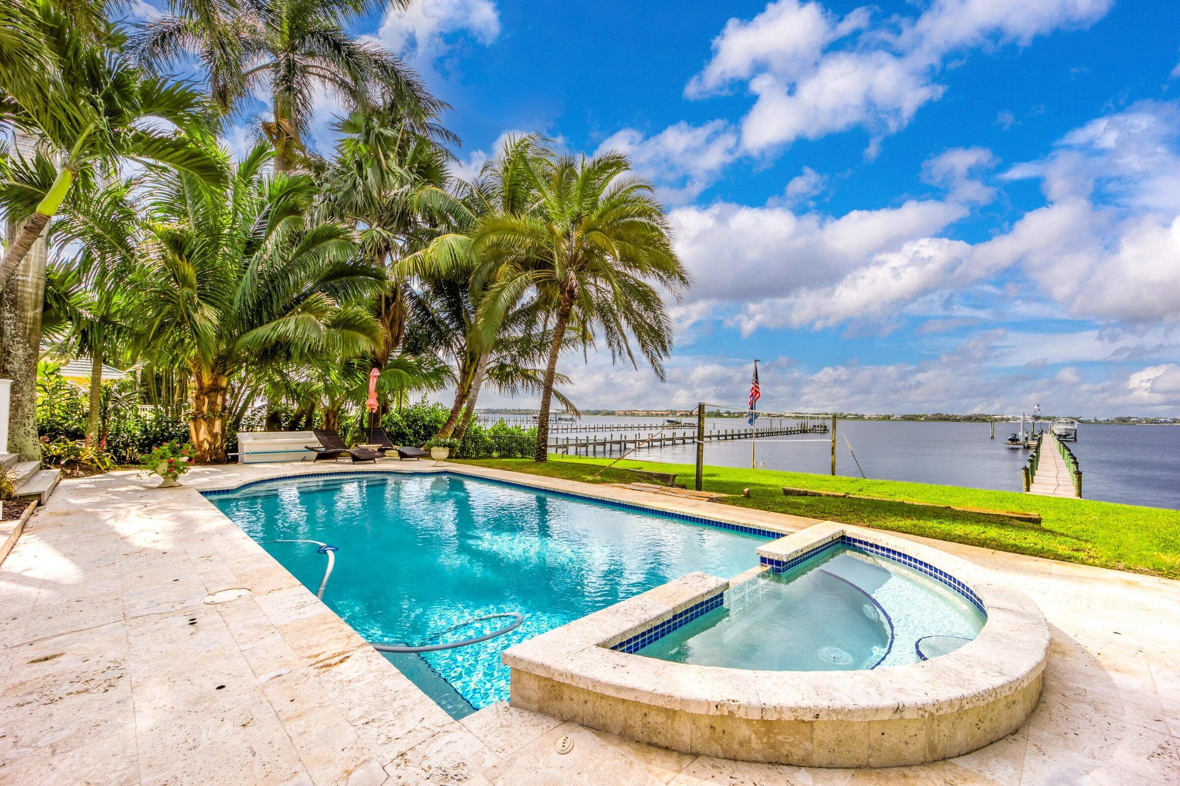 BEAU RIVAGE - Residential