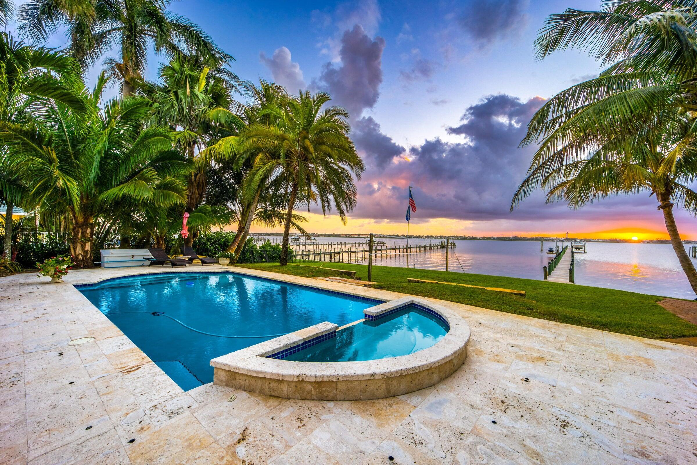 BEAU RIVAGE - Residential