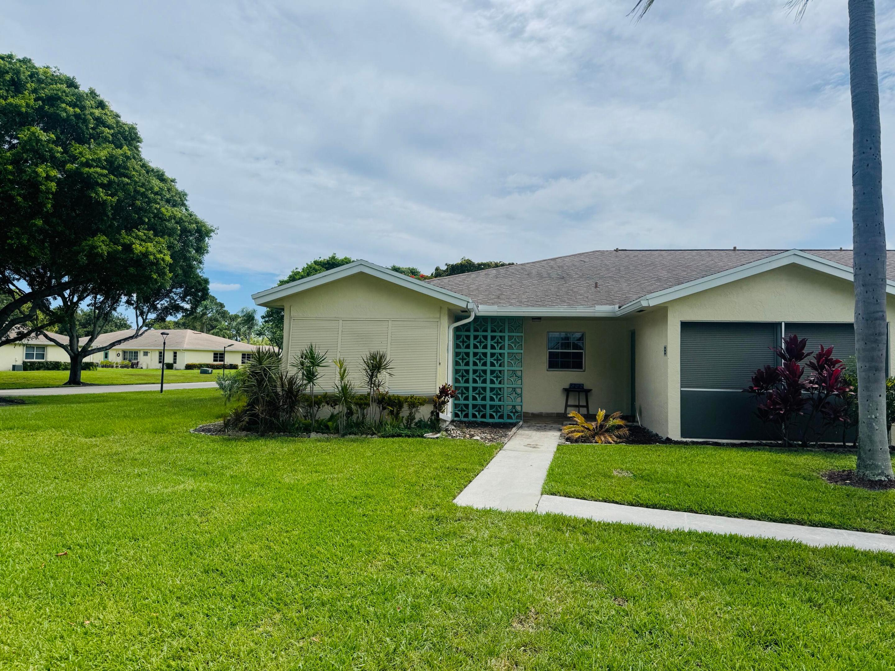 HIGH POINT OF DELRAY WEST CONDO SEC 1&2 - Residential