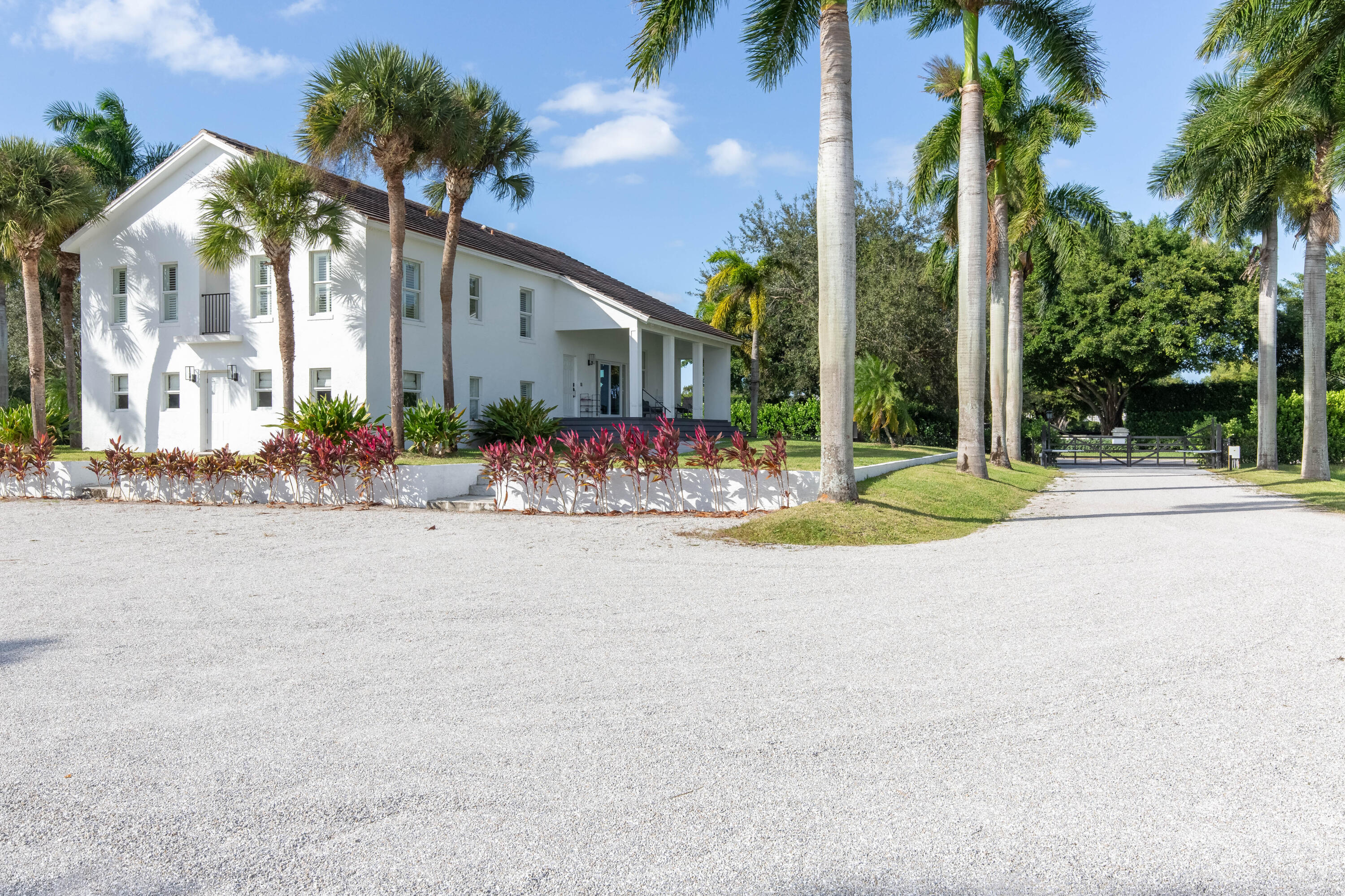 GREENBROOK EQUESTRIAN VILLAS - Residential