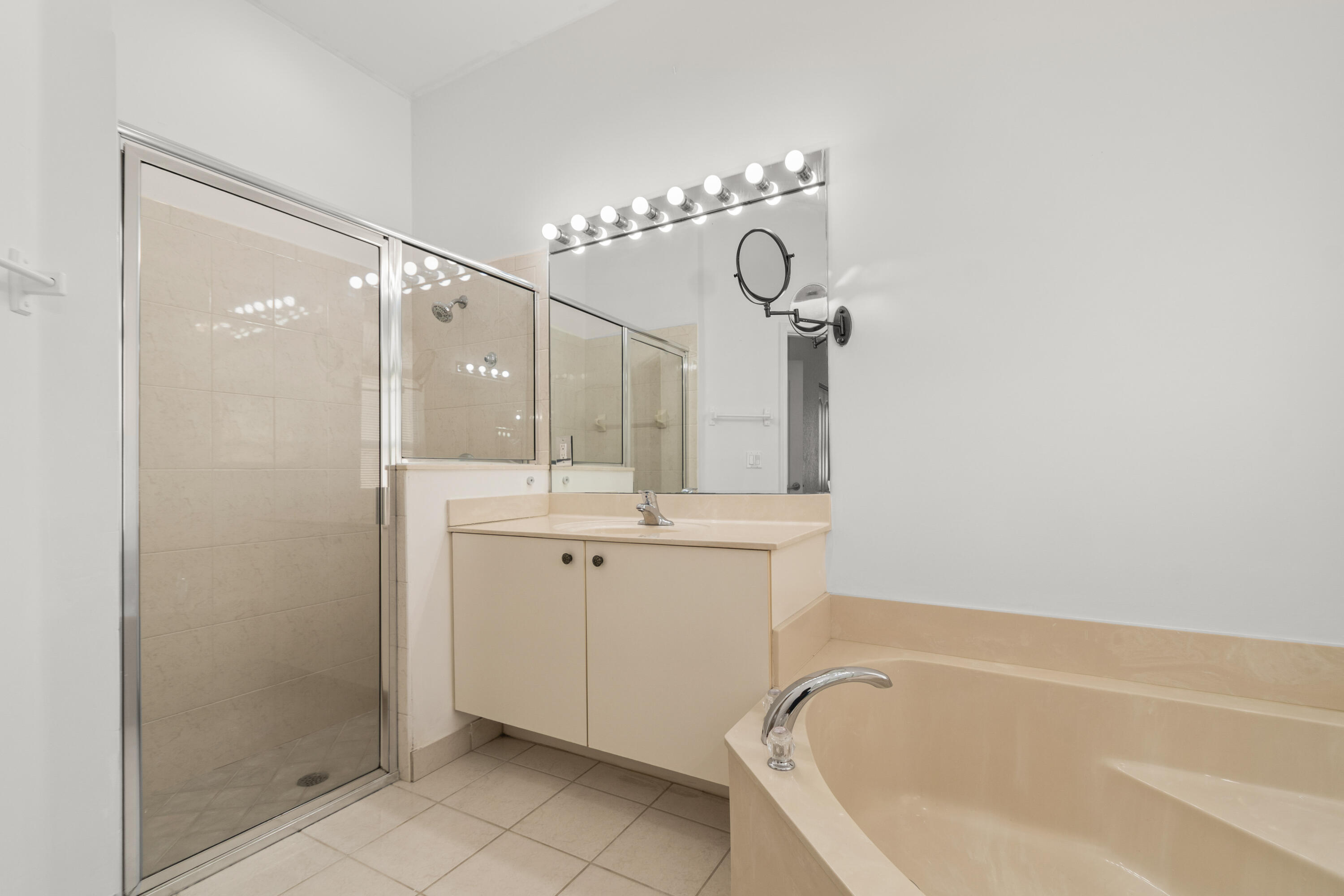 PORTOFINO SHORES PHASE TWO - Residential