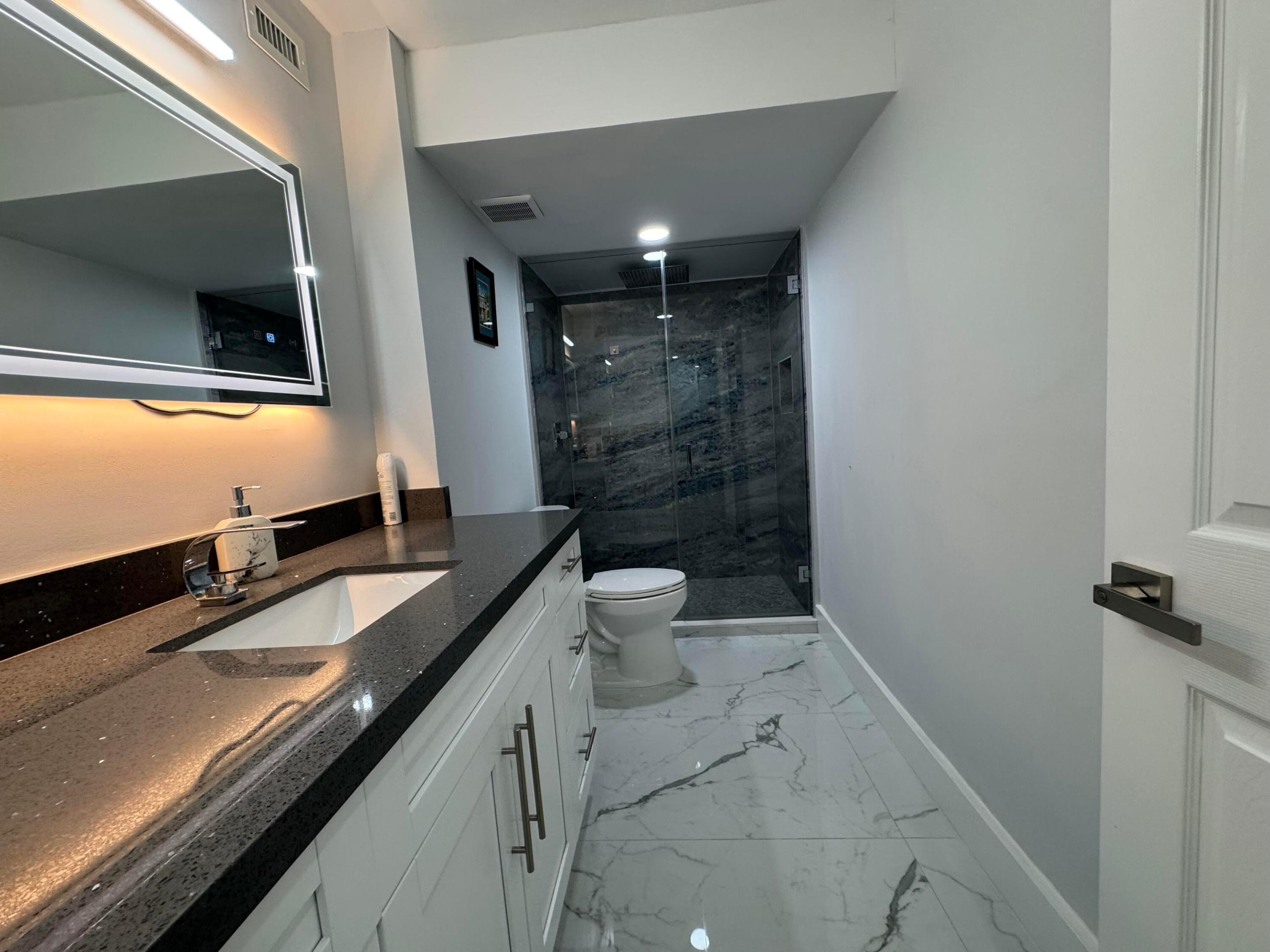 SEA PALMS CONDOMINIUM - Residential Lease
