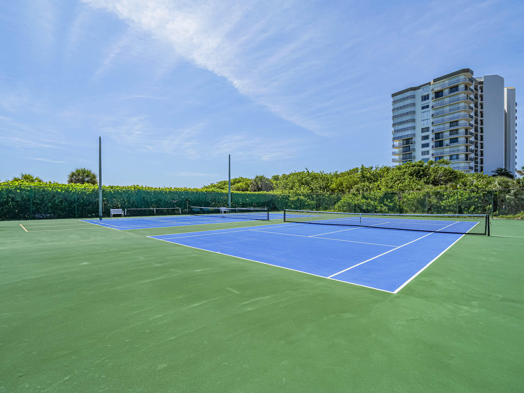 SEA PALMS CONDOMINIUM - Residential Lease