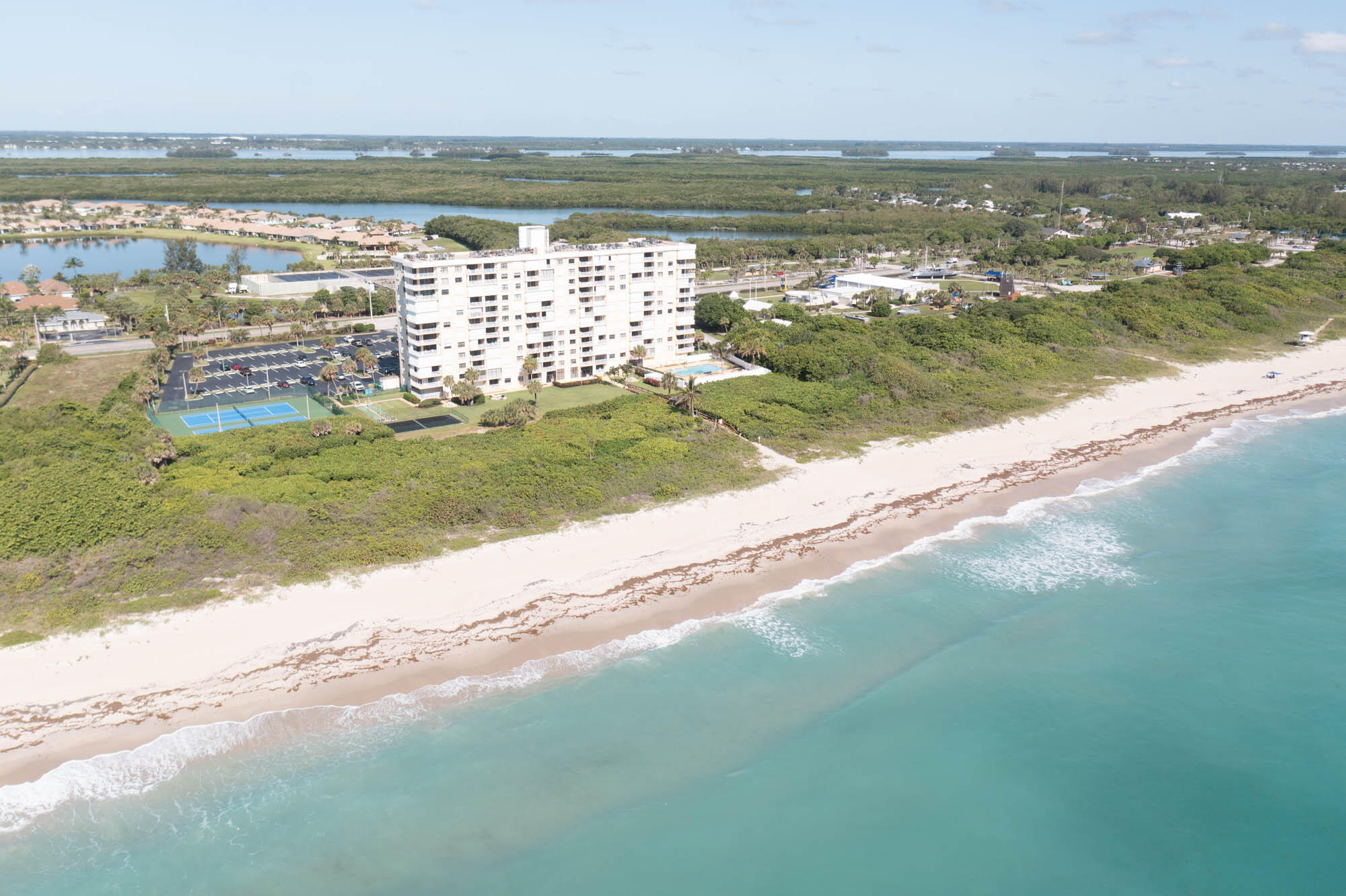 SEA PALMS CONDOMINIUM - Residential Lease