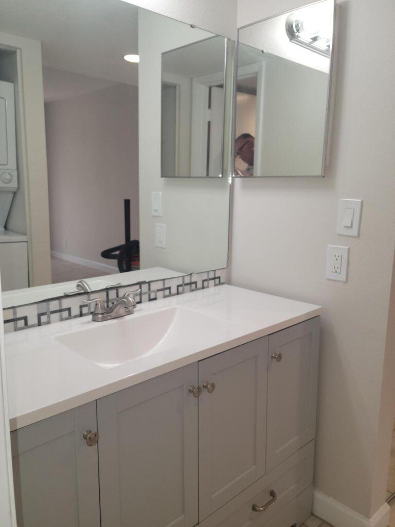 MIDPORT PLACE II, A CONDOMINIUM - Residential Lease