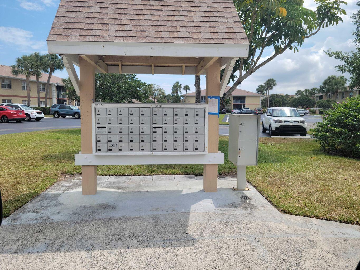 MIDPORT PLACE II, A CONDOMINIUM - Residential Lease