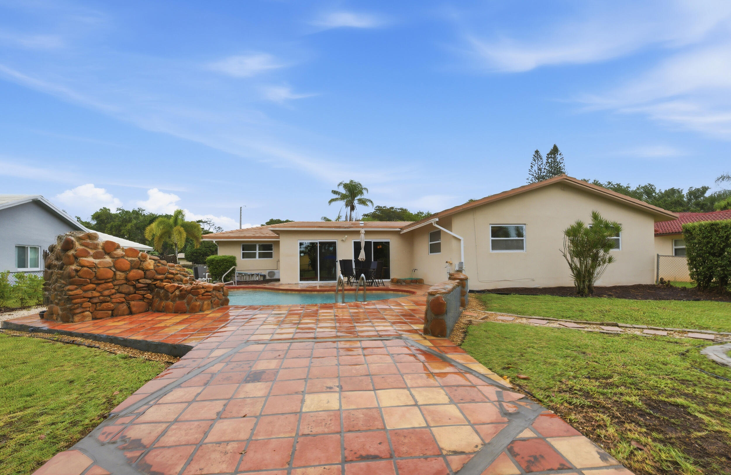 RAMBLEWOOD SOUTH - Residential