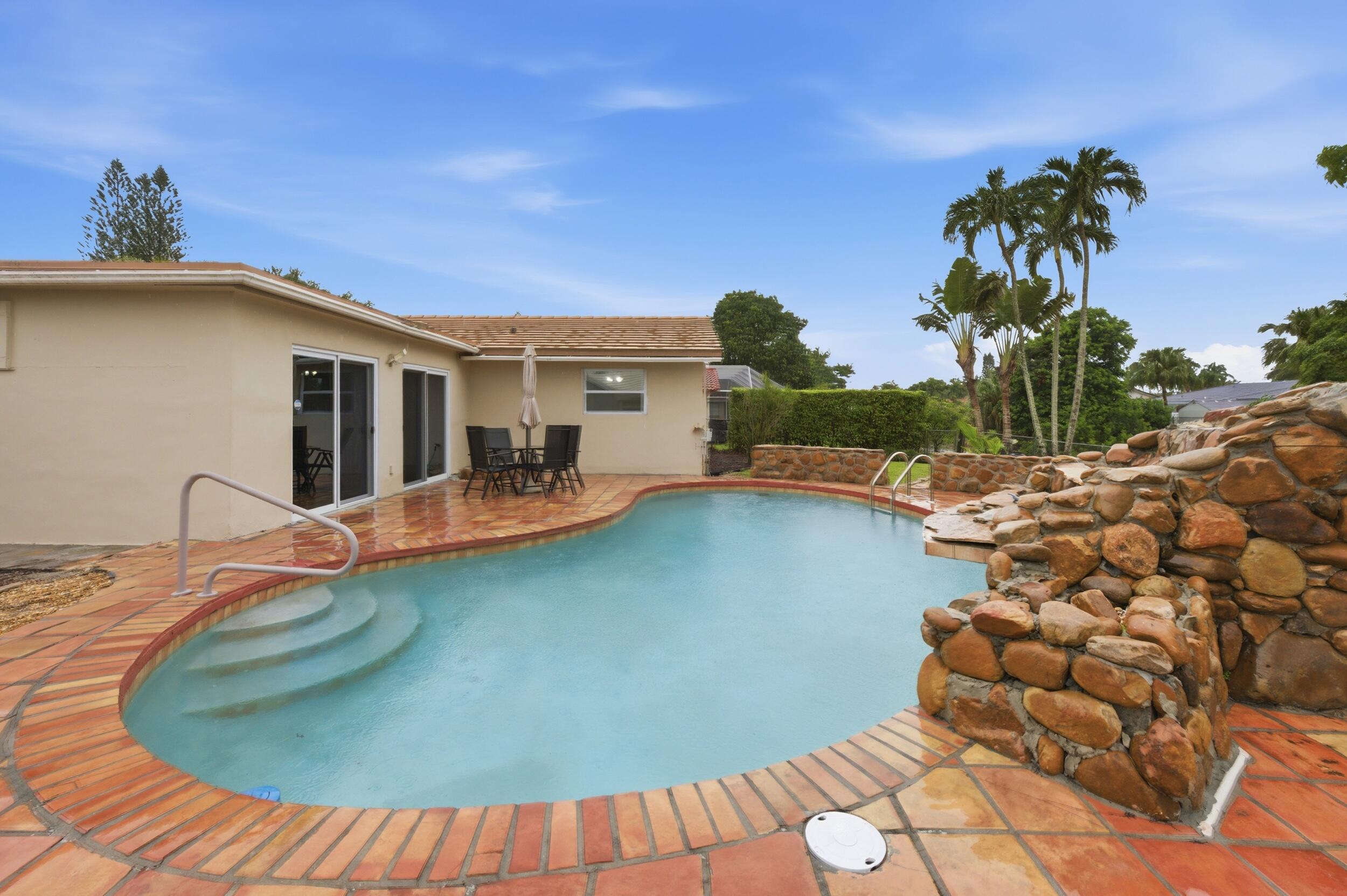 RAMBLEWOOD SOUTH - Residential