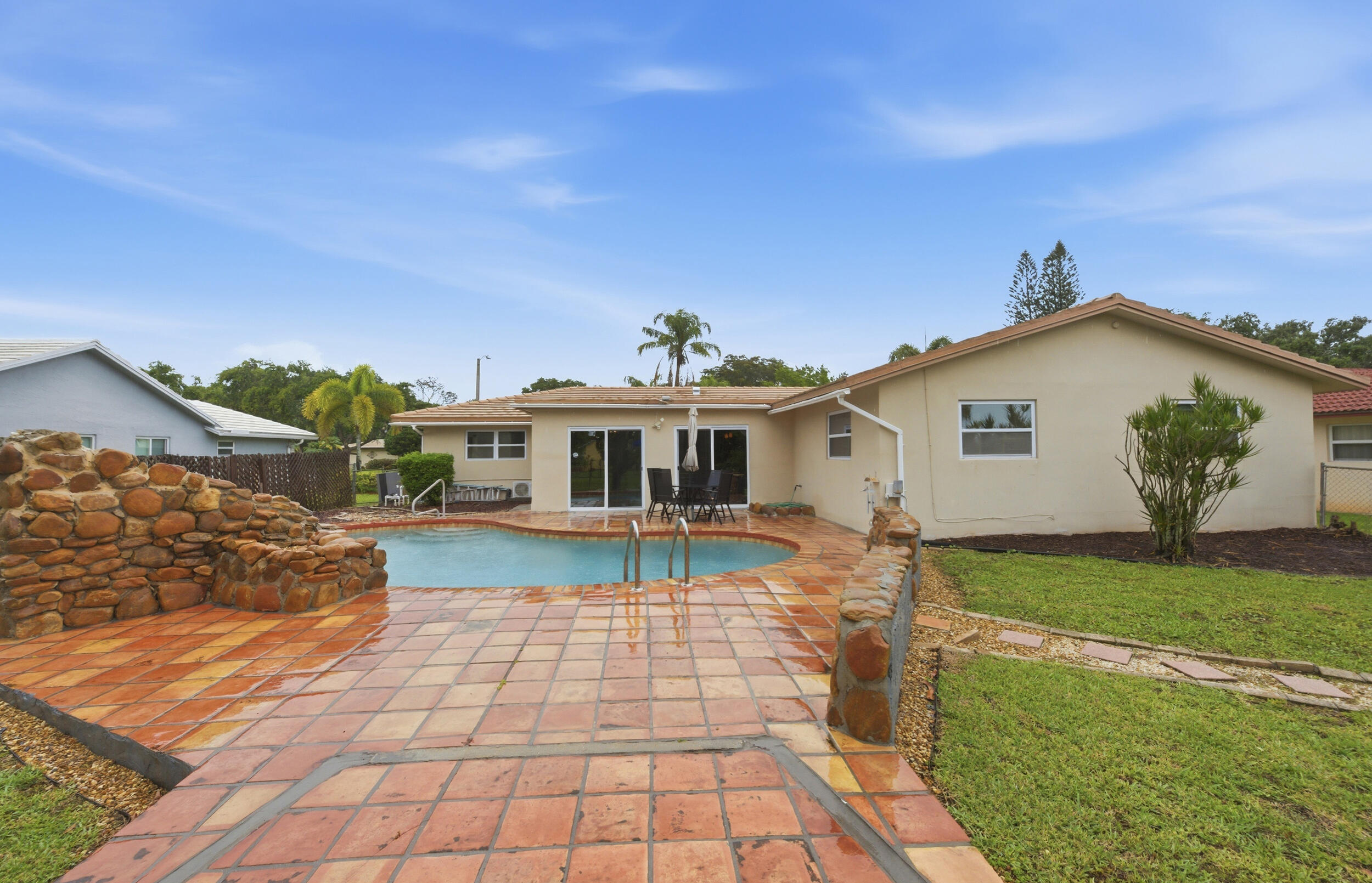 RAMBLEWOOD SOUTH - Residential