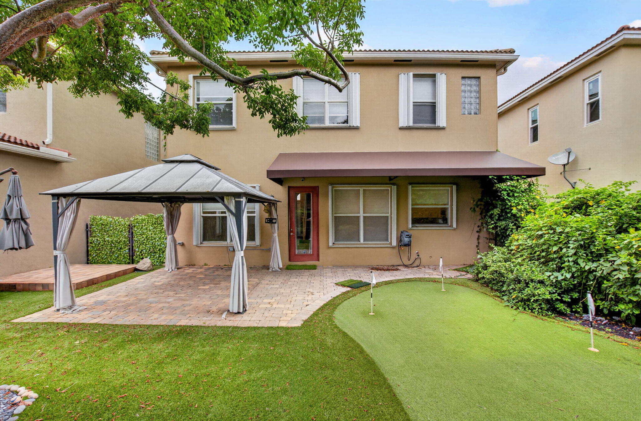 Knollwood - Residential