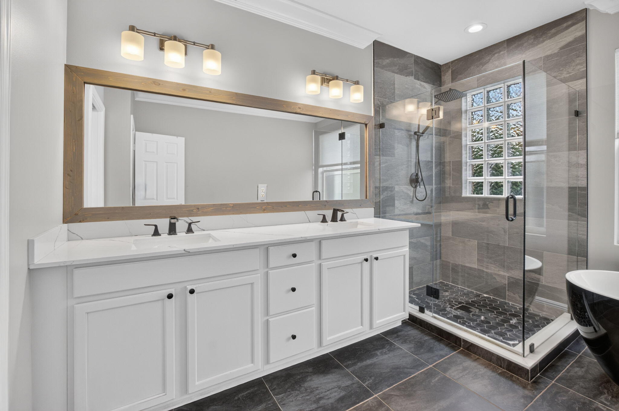 Knollwood - Residential