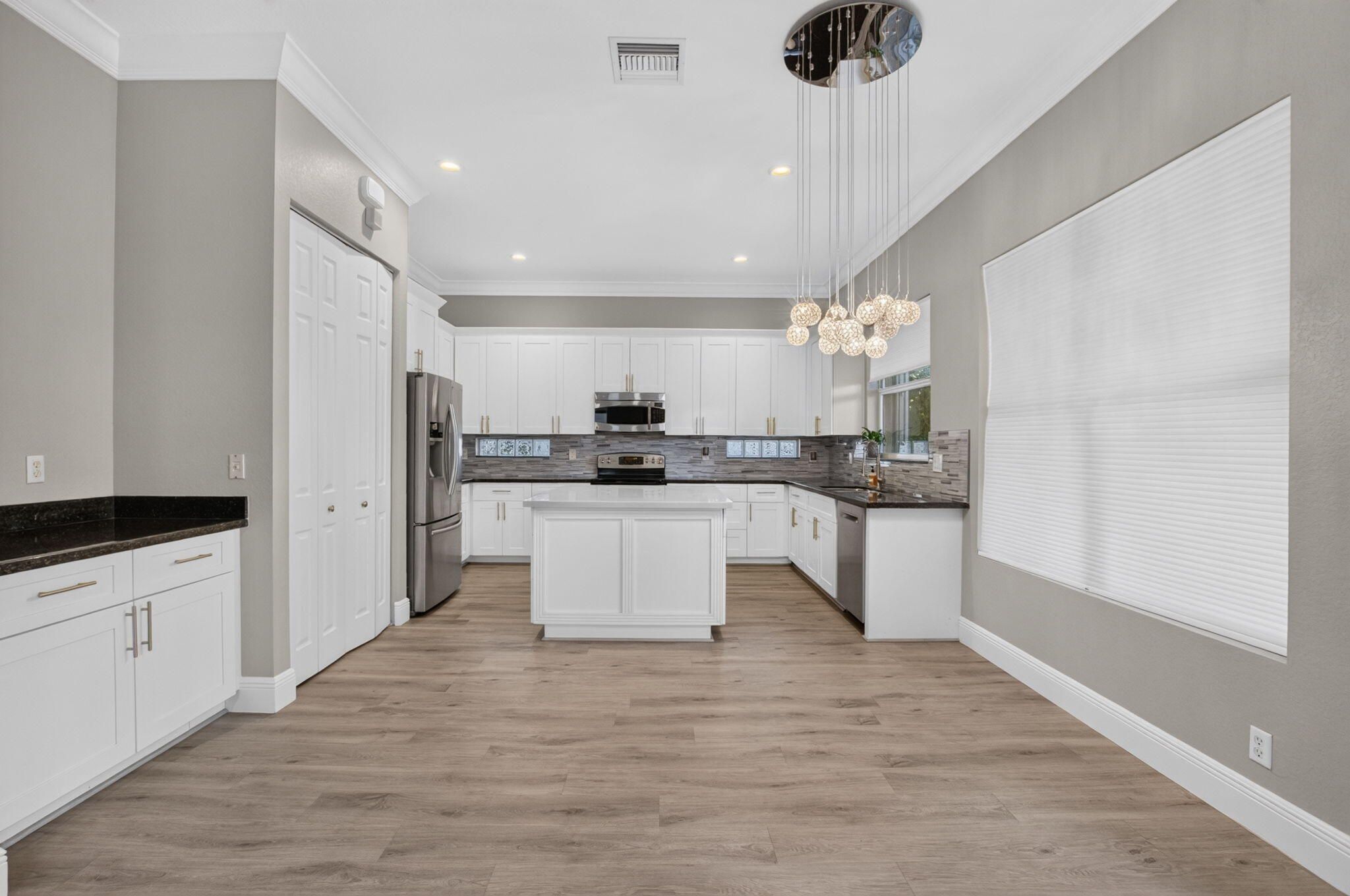 Knollwood - Residential