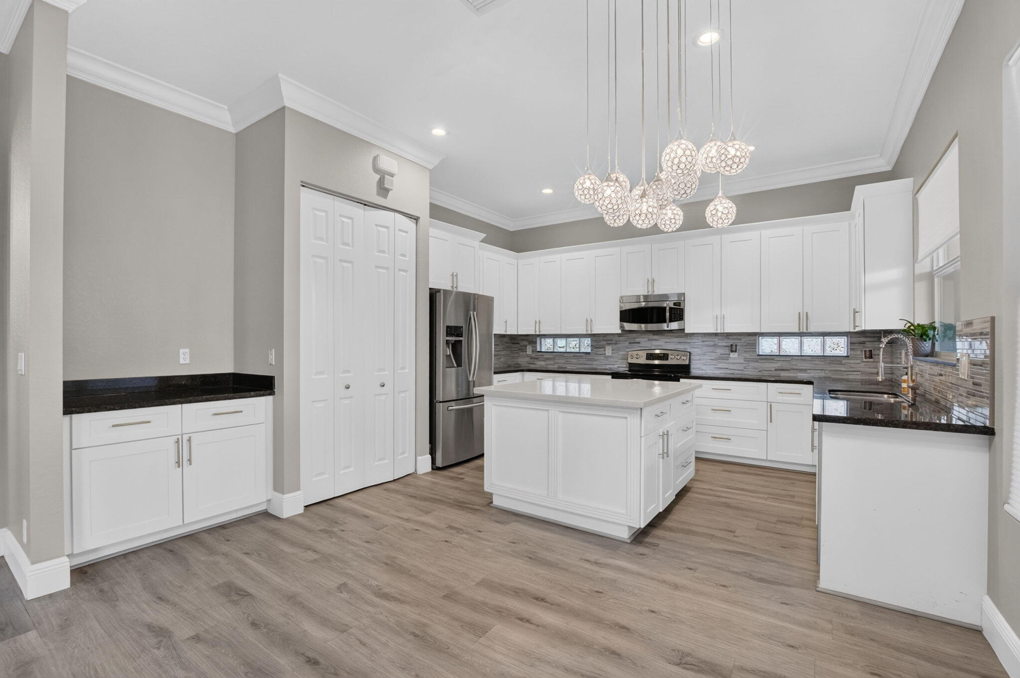 Knollwood - Residential