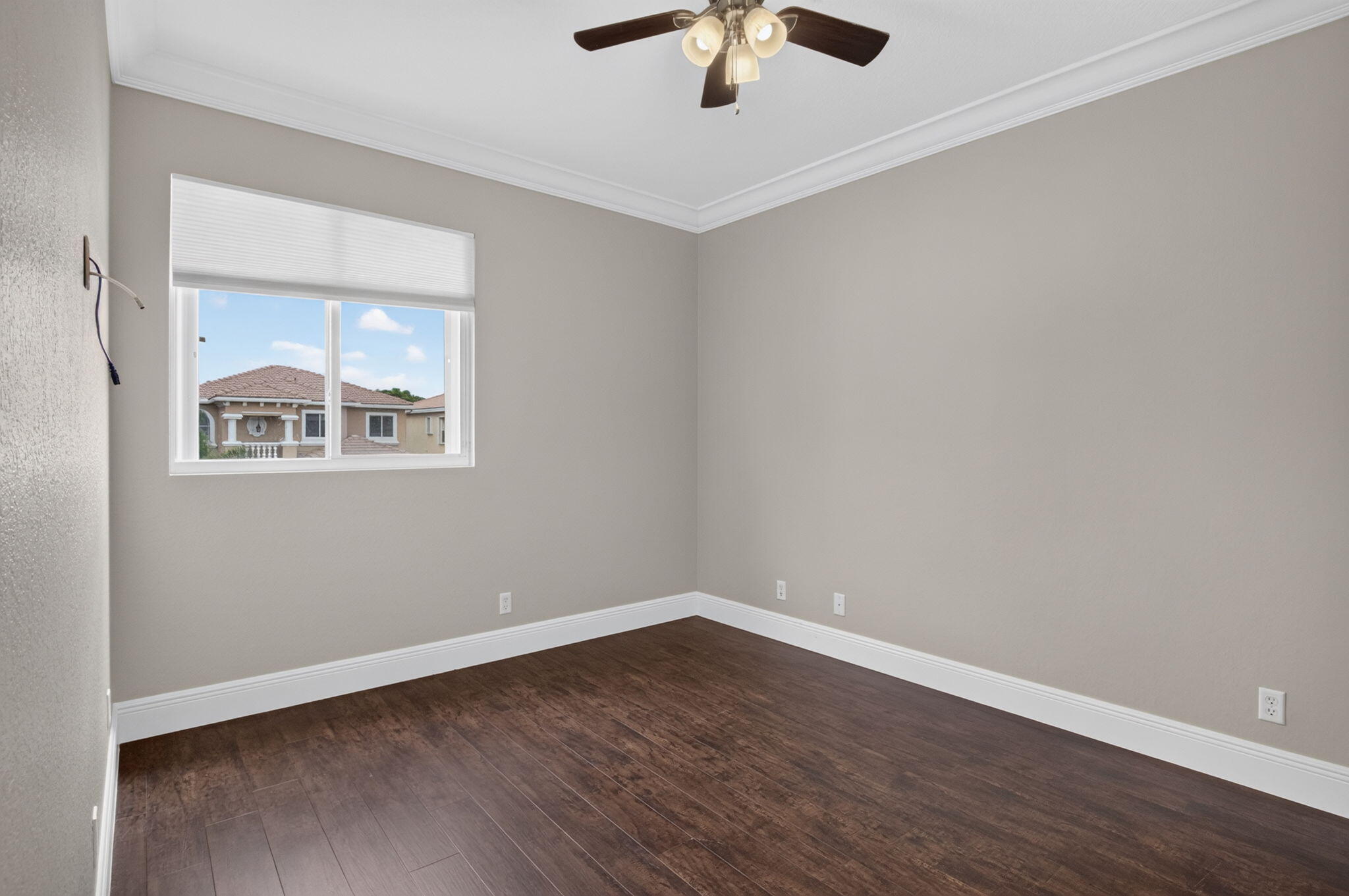 Knollwood - Residential