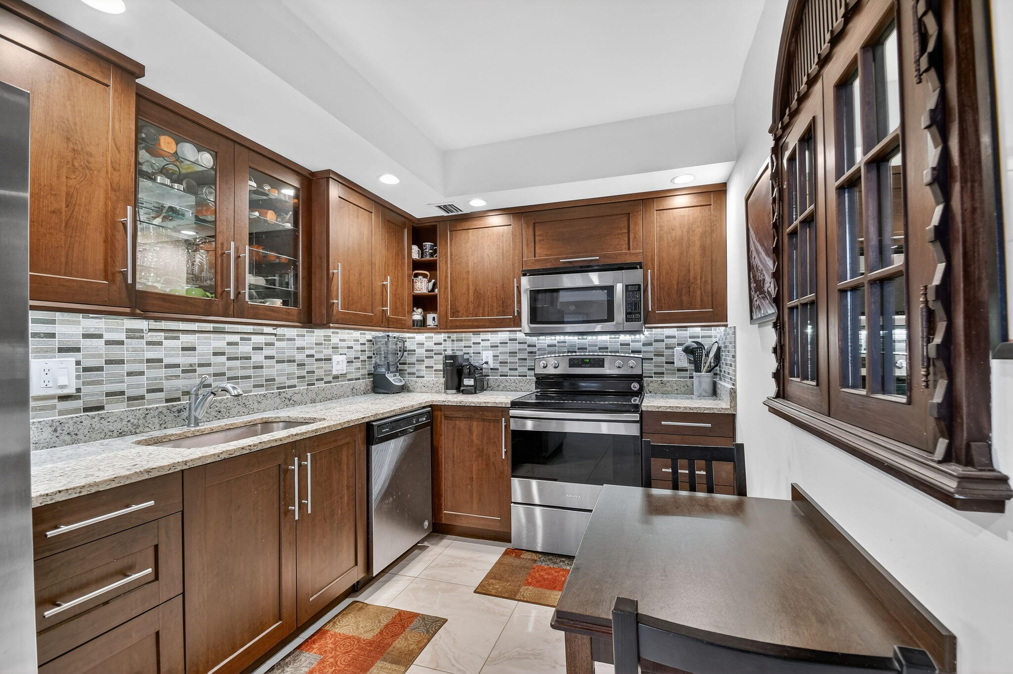 PATRICIAN OF PALM BEACH COND 35-44-43, N 275 FT OF - Residential Lease