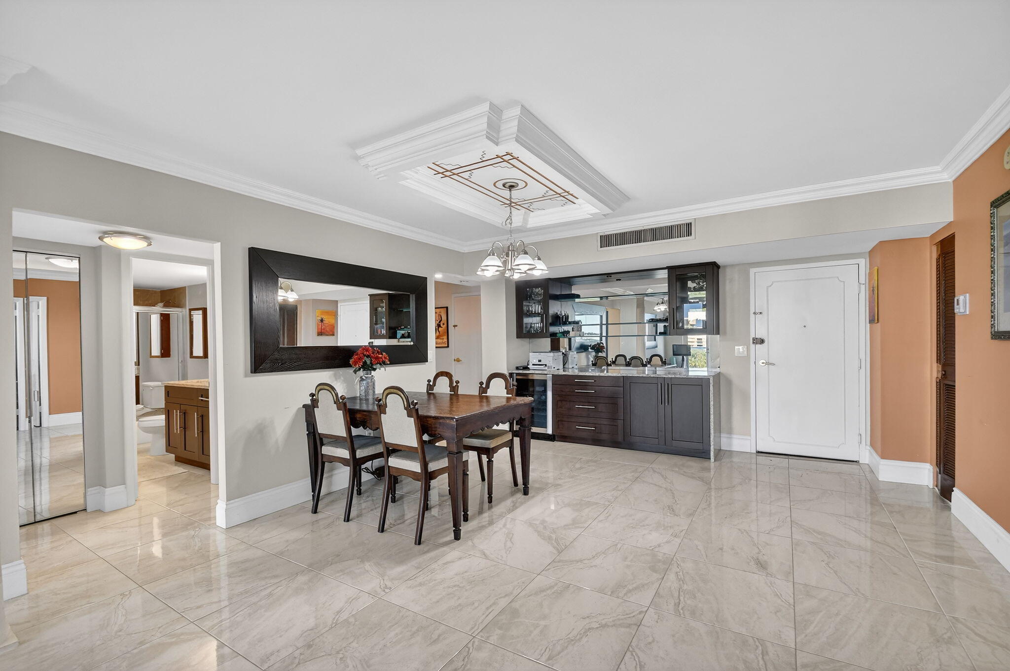 PATRICIAN OF PALM BEACH COND 35-44-43, N 275 FT OF - Residential Lease