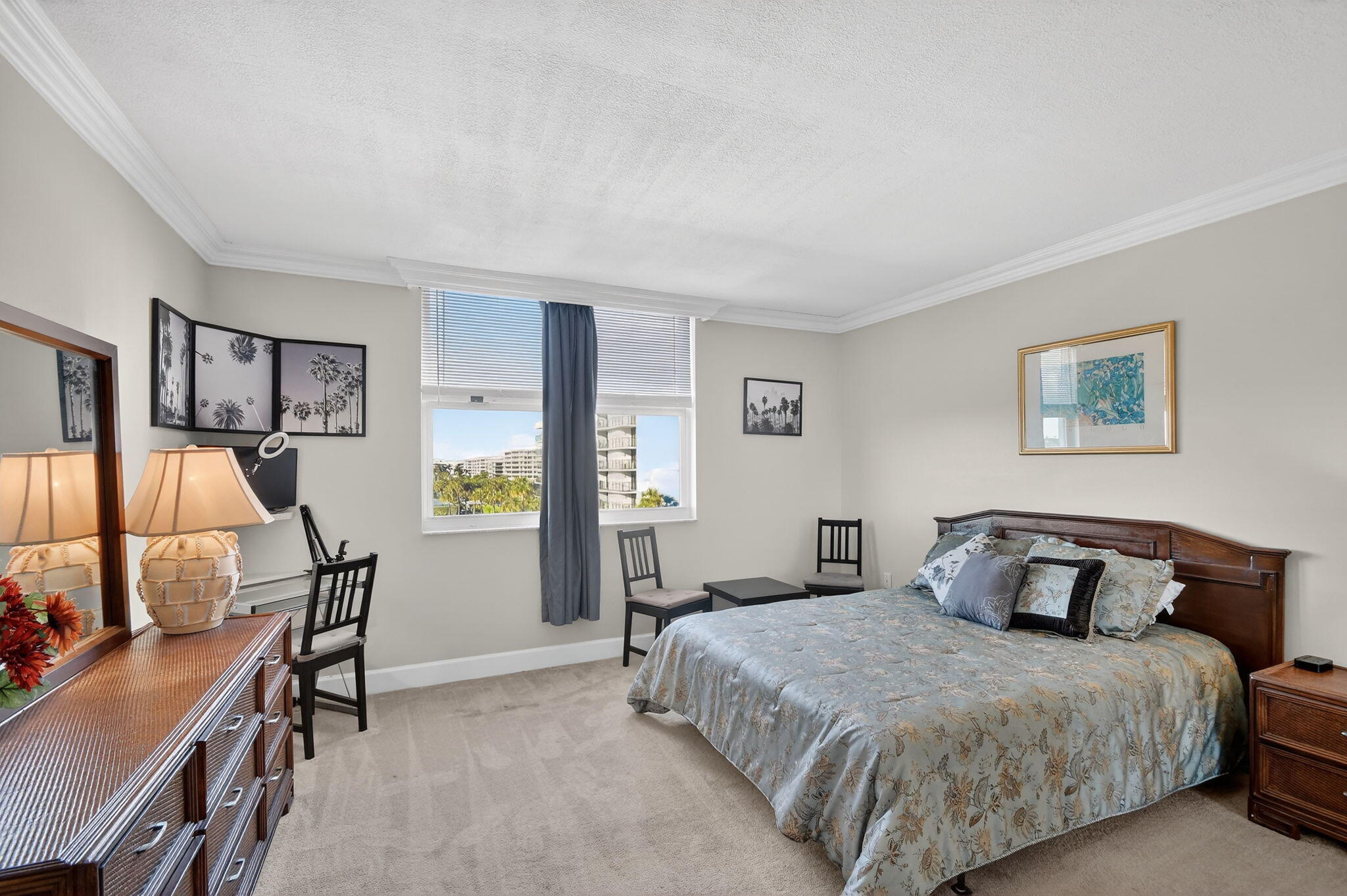 PATRICIAN OF PALM BEACH COND 35-44-43, N 275 FT OF - Residential Lease