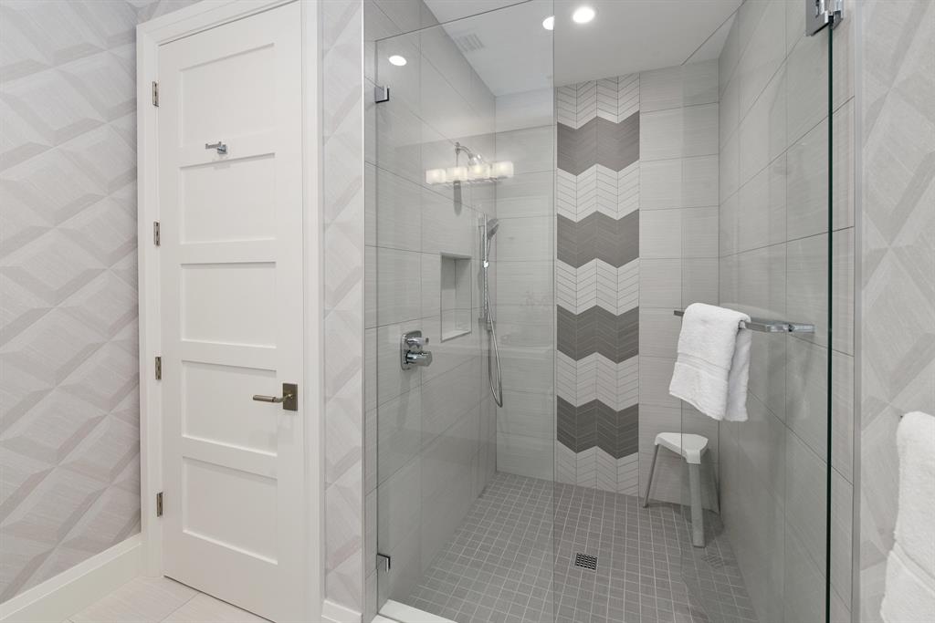 ST ANDREWS COUNTRY CLUB - Residential