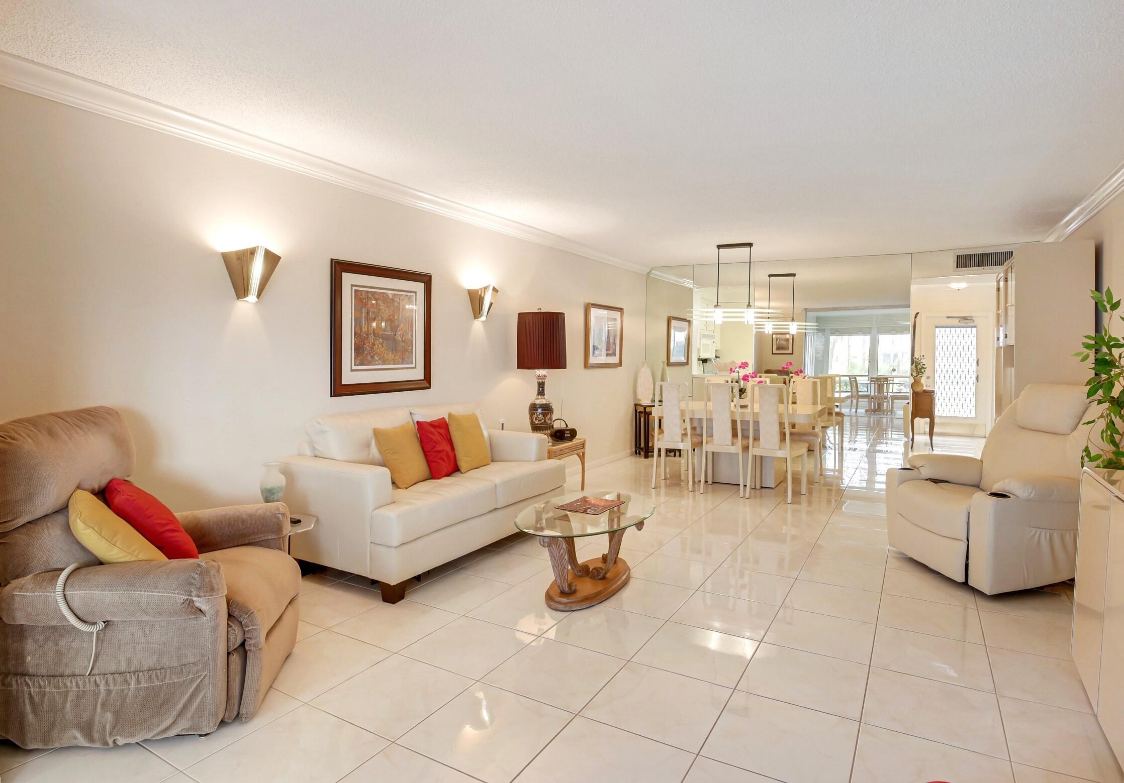VILLAGES OF ORIOLE DEAUVILLE CONDO - Residential