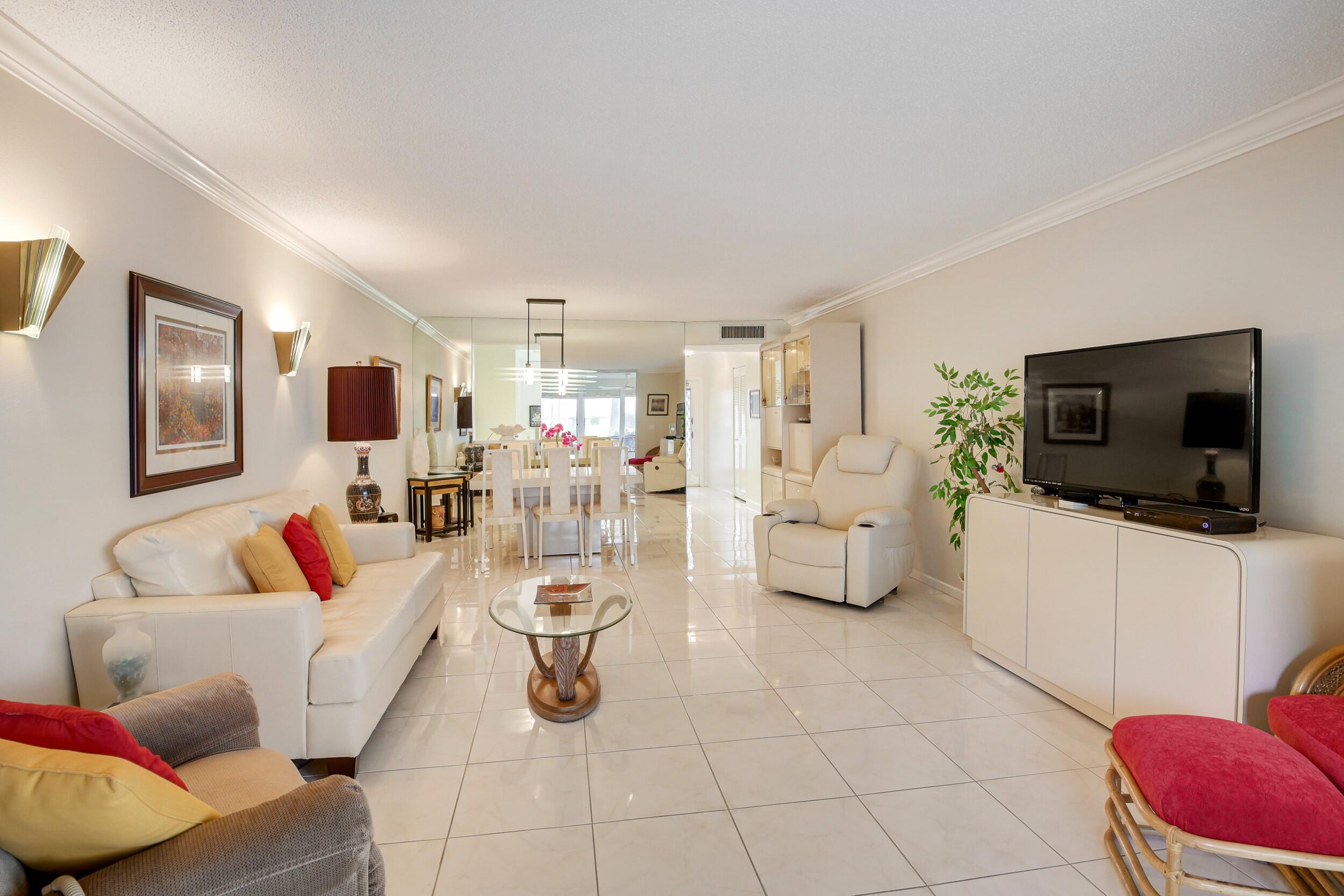 VILLAGES OF ORIOLE DEAUVILLE CONDO - Residential