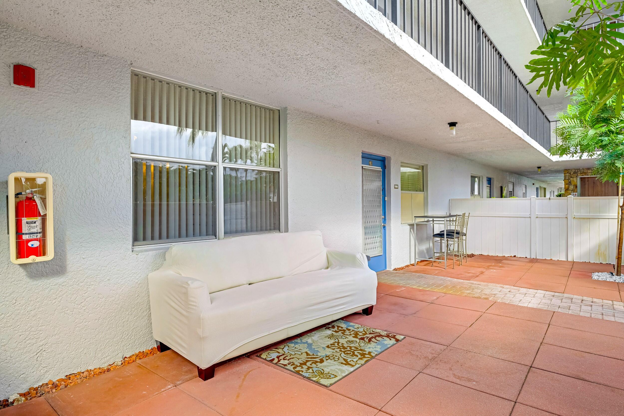 VILLAGES OF ORIOLE DEAUVILLE CONDO - Residential