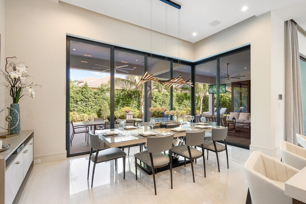 ROYAL PALM YACHT & COUNTRY CLUB - Residential