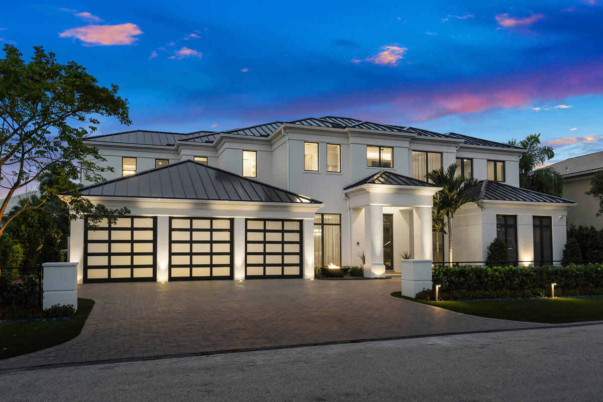 ROYAL PALM YACHT & COUNTRY CLUB - Residential