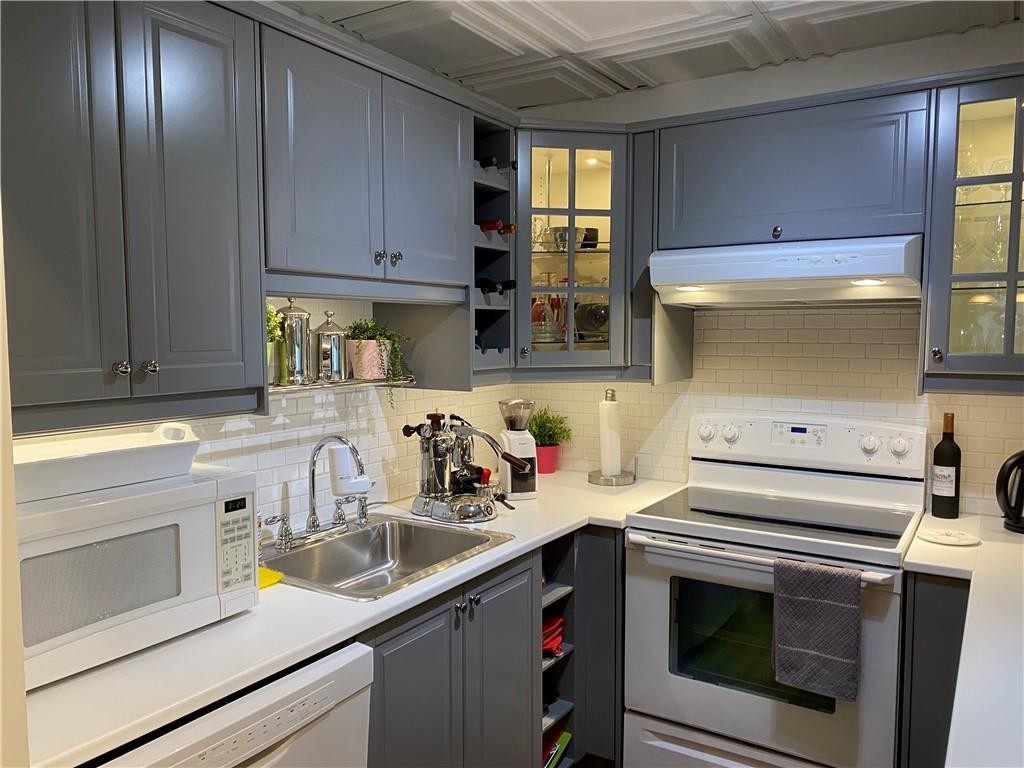 Century Village East - Residential