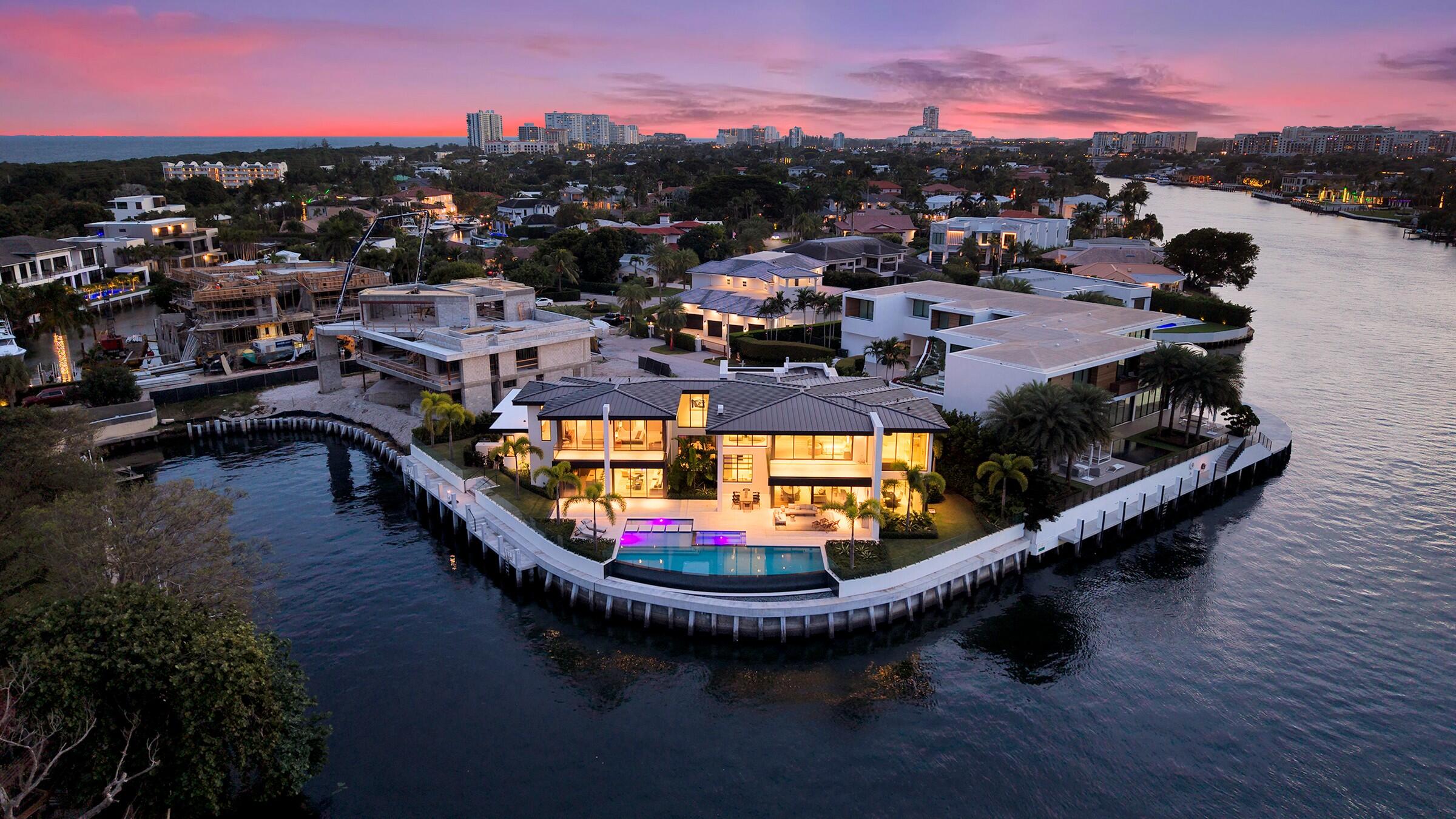 SUN AND SURF CLUB COMMUNITY - Residential