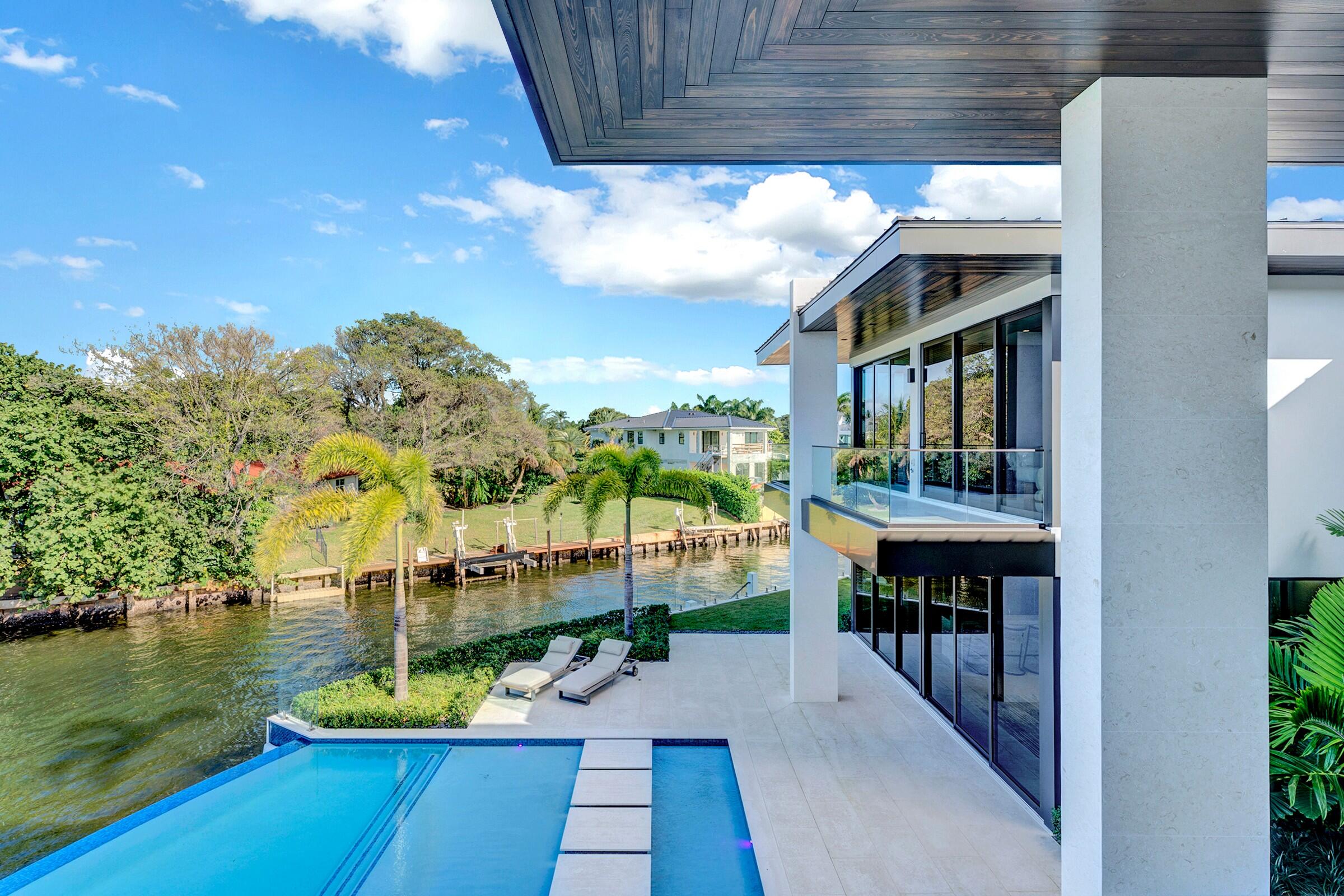 SUN AND SURF CLUB COMMUNITY - Residential