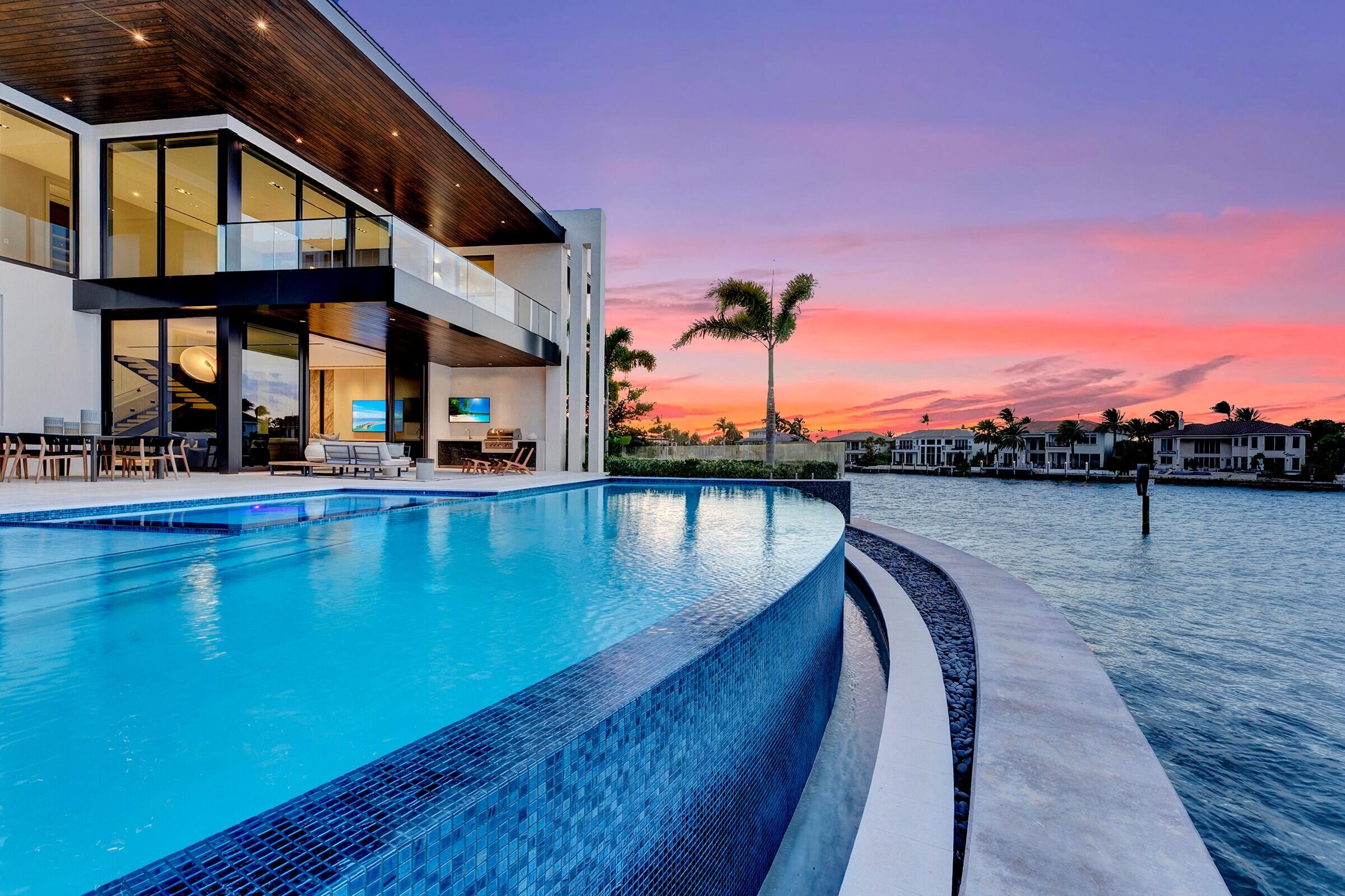 SUN AND SURF CLUB COMMUNITY - Residential