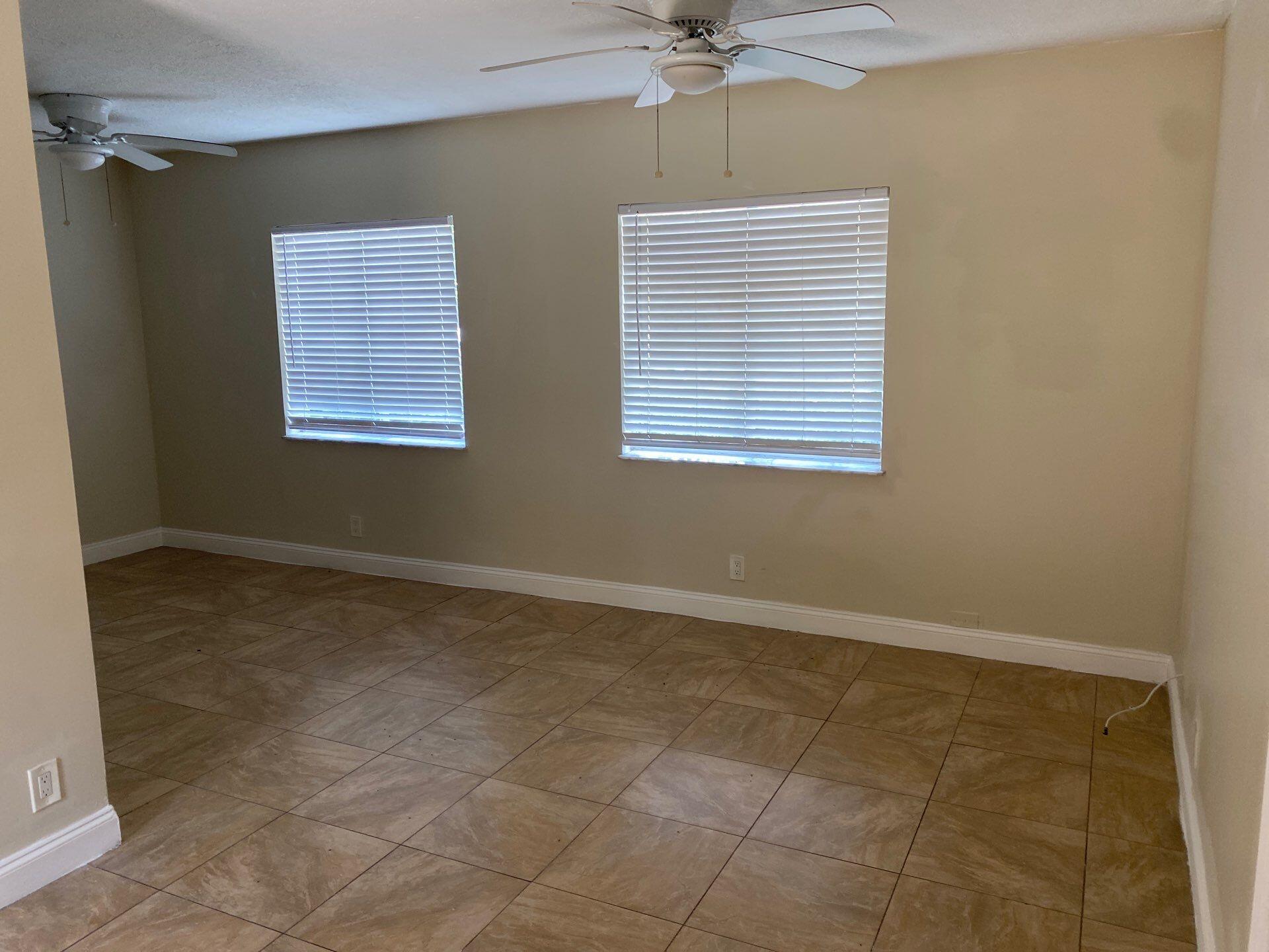 COURTYARDS AT WINDSOR - Residential Lease