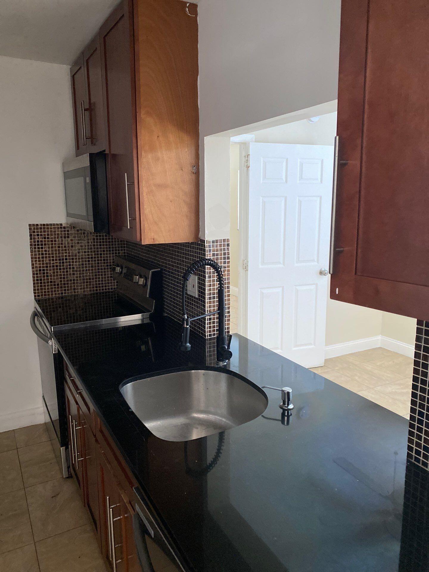 COURTYARDS AT WINDSOR - Residential Lease
