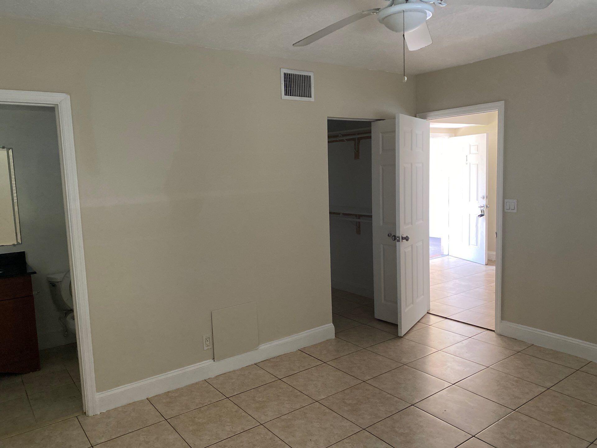 COURTYARDS AT WINDSOR - Residential Lease