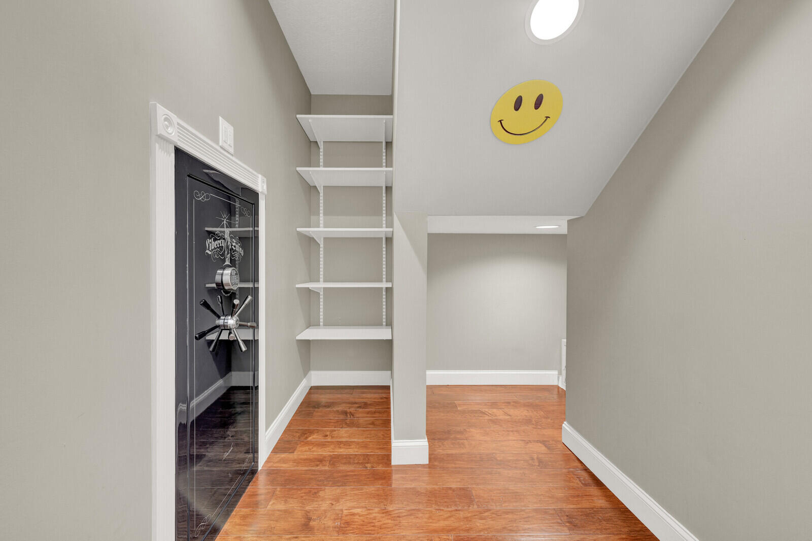 NEW HAVEN - Residential