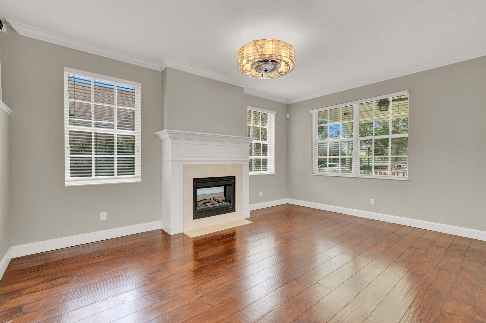 NEW HAVEN - Residential