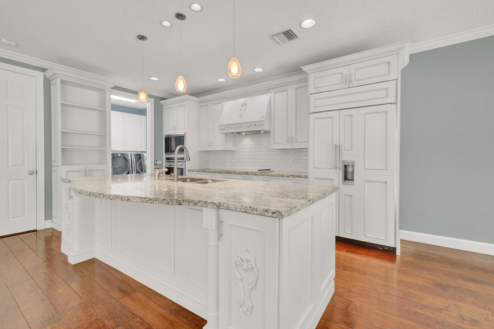 NEW HAVEN - Residential