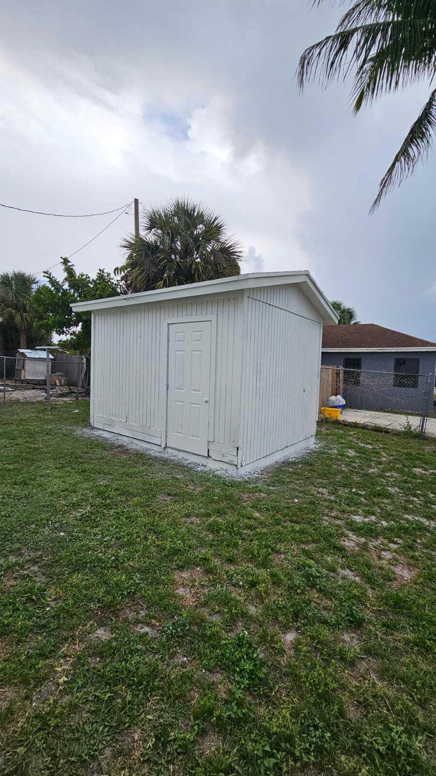 ACREHOME PARK FIRST ADD - Residential Lease