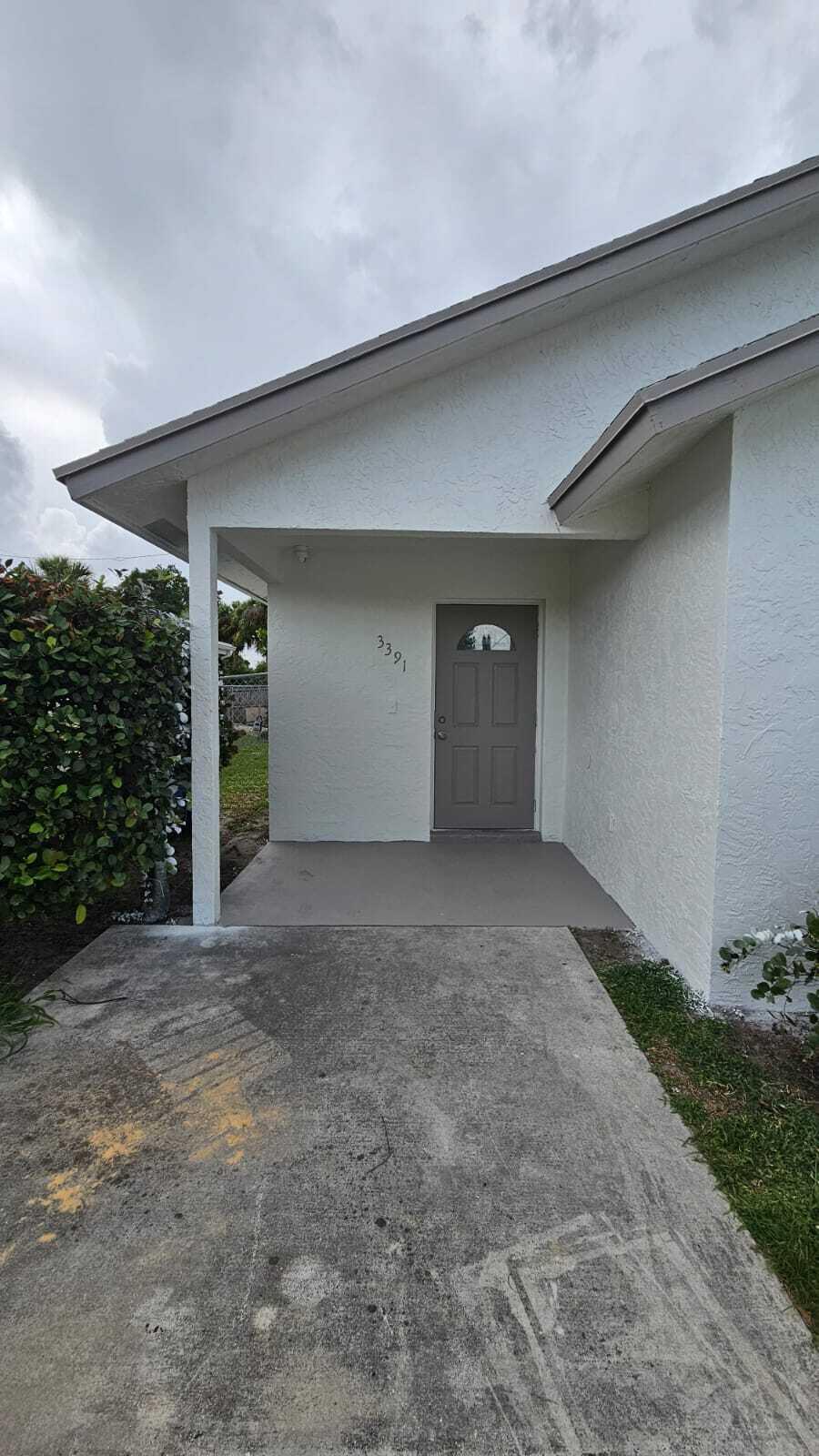ACREHOME PARK FIRST ADD - Residential Lease