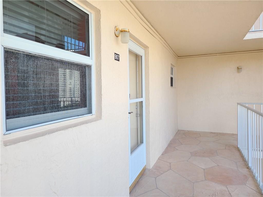 DELPHI TOWERS CONDO - Residential