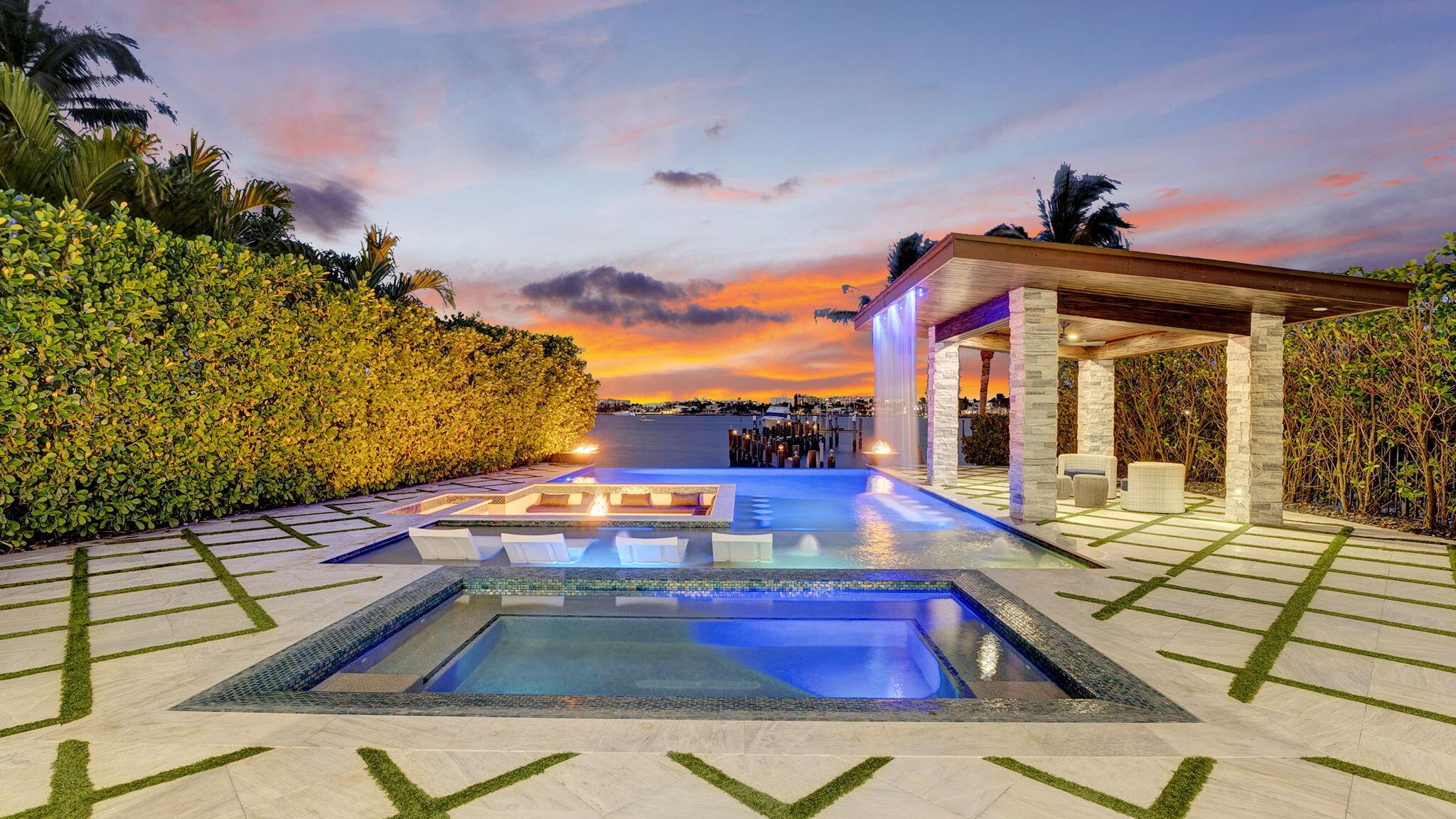 LANTANA POINT - Residential