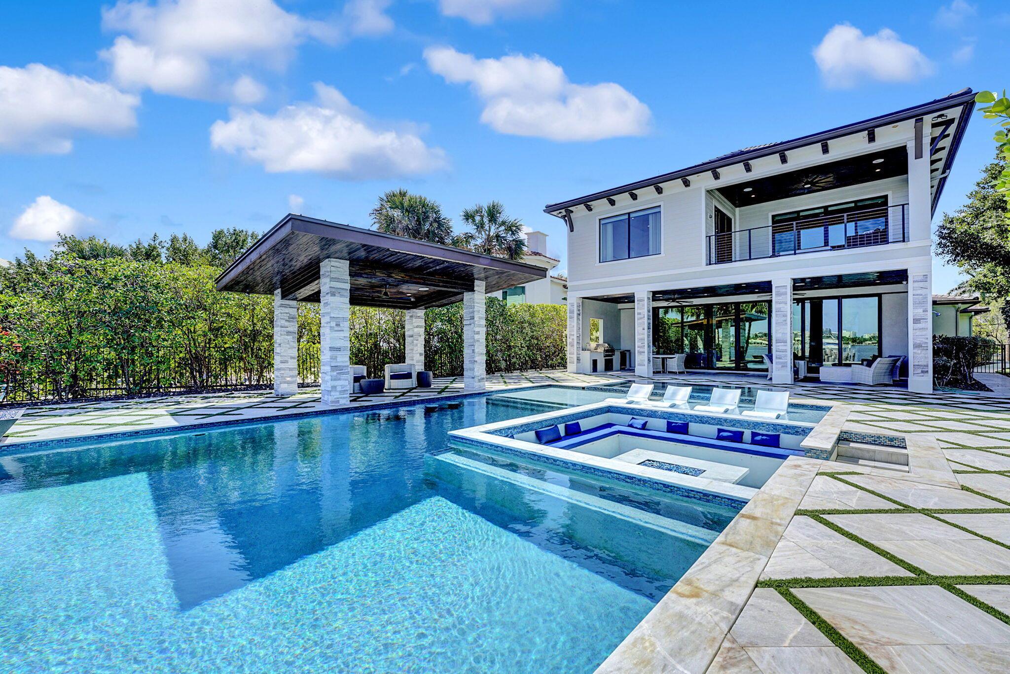 LANTANA POINT - Residential