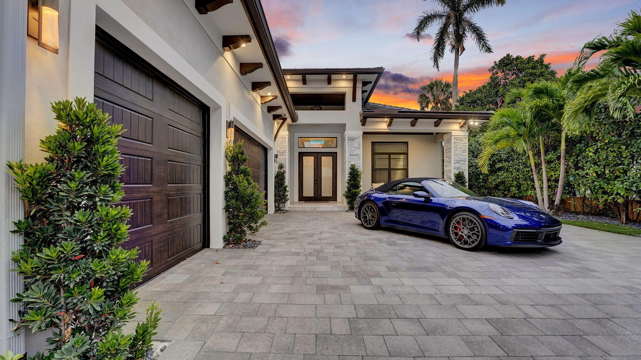LANTANA POINT - Residential