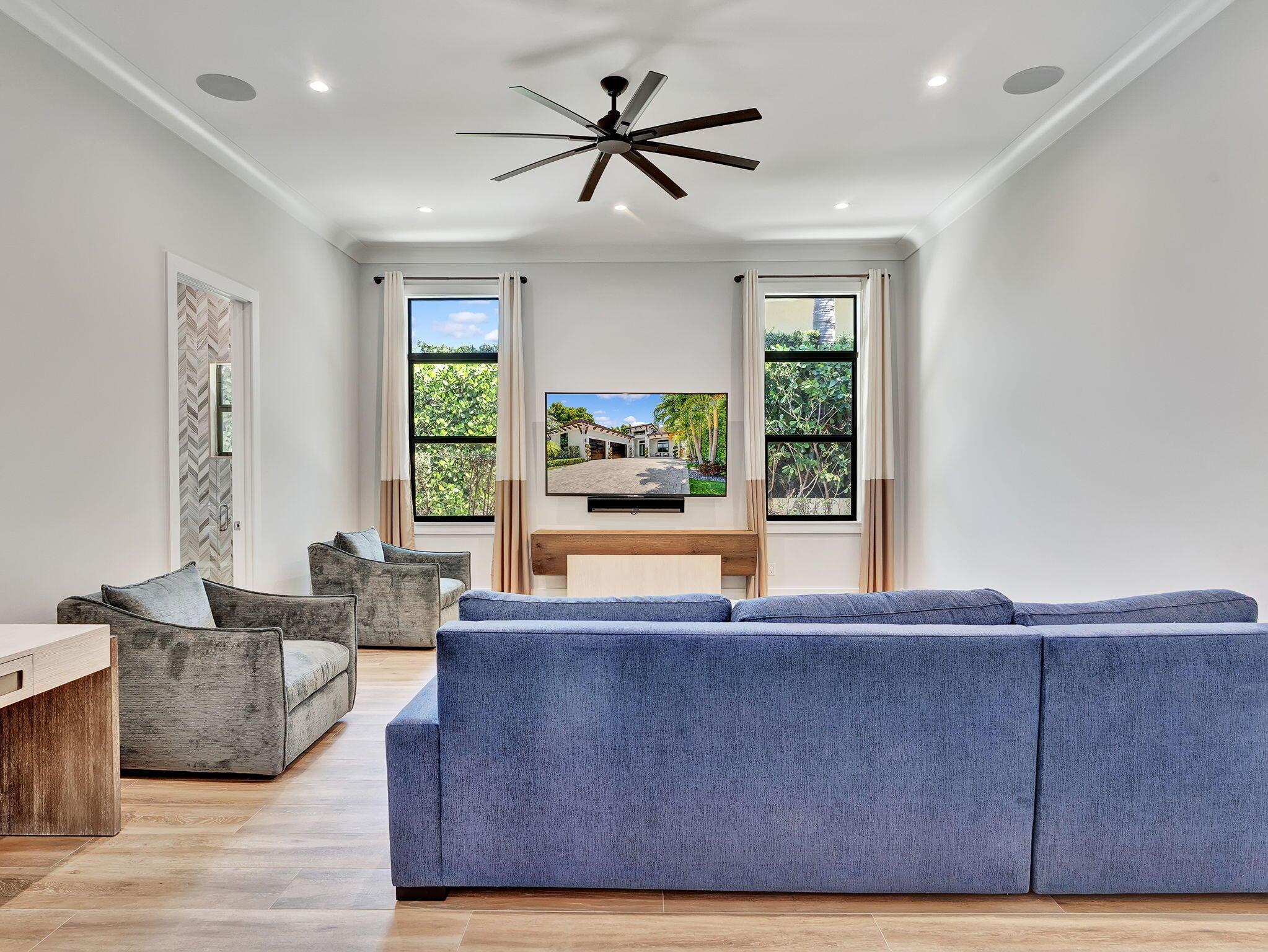 LANTANA POINT - Residential